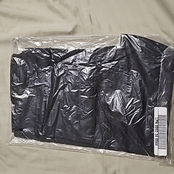 Fabletics Salar Capri Black XL - Picture 4 of 4